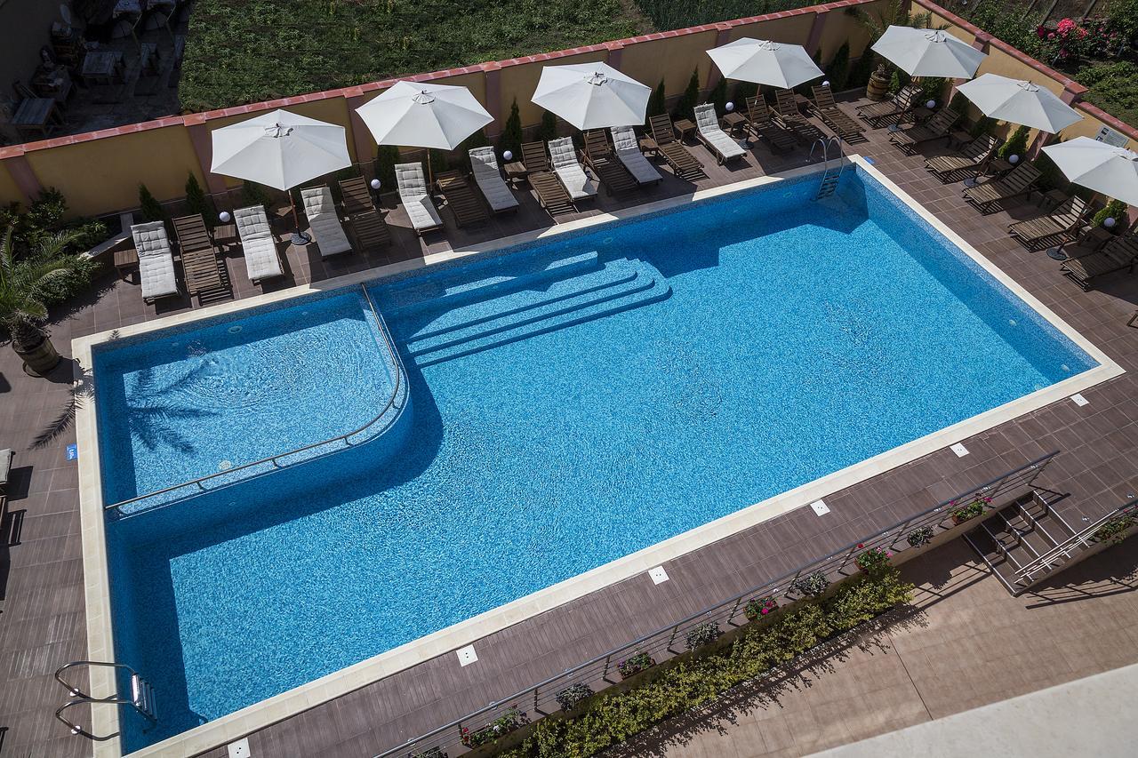 Boutique Wellness Hotel Ambrosia Τσερνομόρετς Εξωτερικό φωτογραφία
